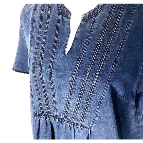 Soft Surroundings Emery Short Sleeve Chambray Embroidered Blouse Top Medium - Picture 2 of 5